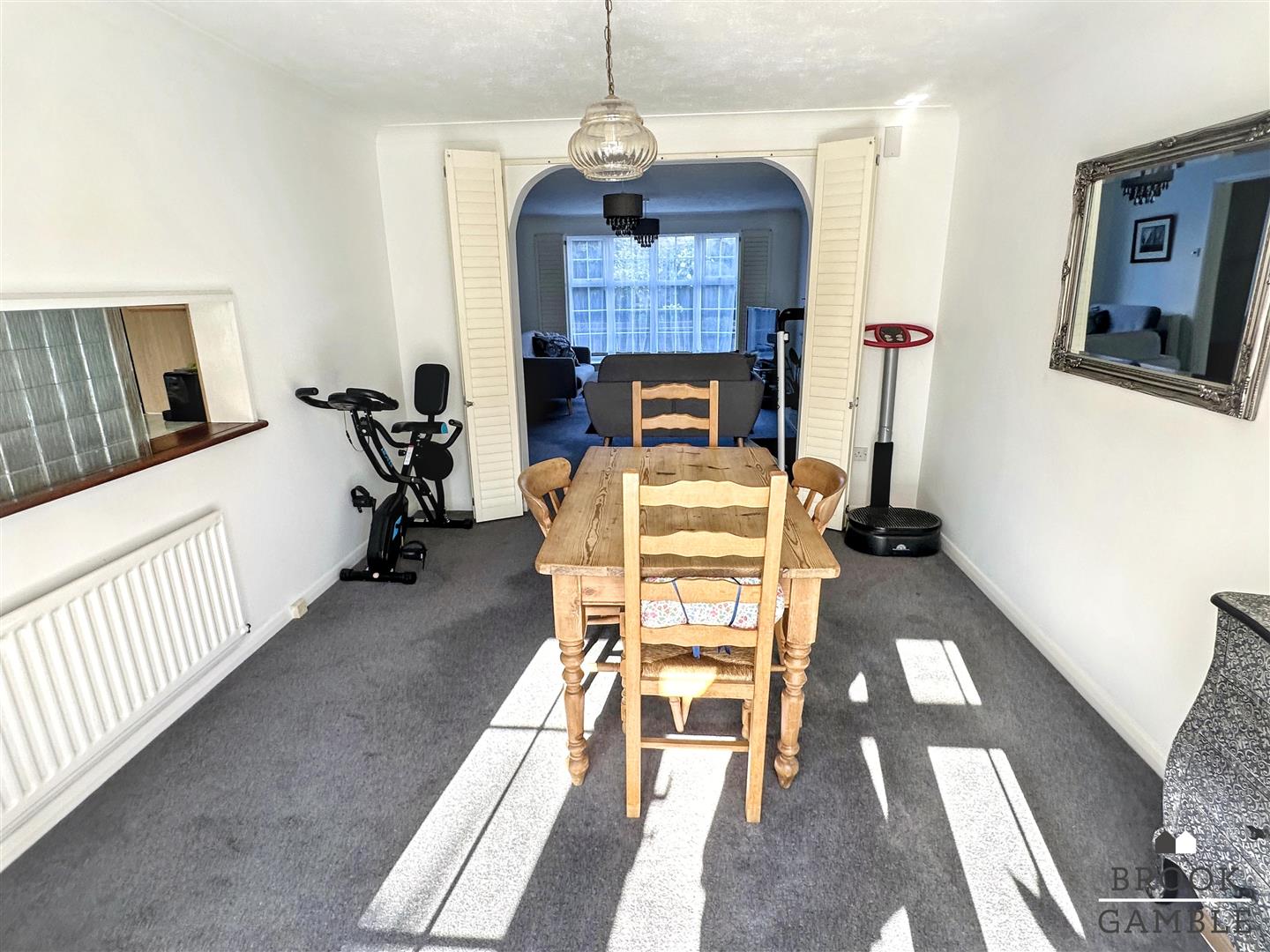 3 Bedroom House. Upperton Road in Eastbourne,  8